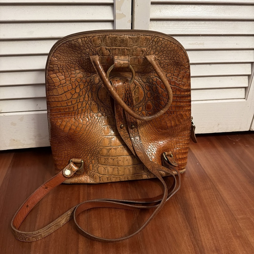 Brahmin Leather Croc Embossed Backpack Clutch Medium Brown Gold Feet - Picture 4 of 16